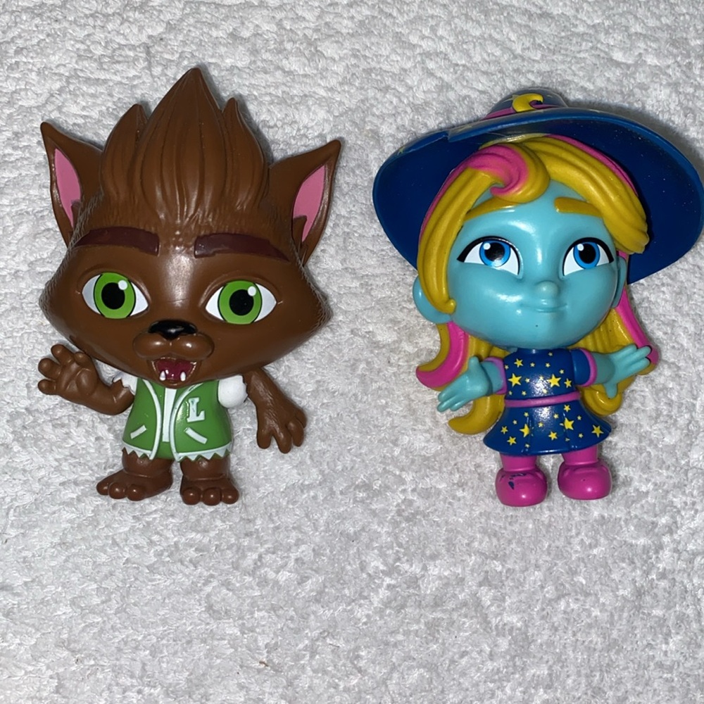 Hasbro Netflix Super monsters vinyl 4” figure lot - Picture 4 of 7